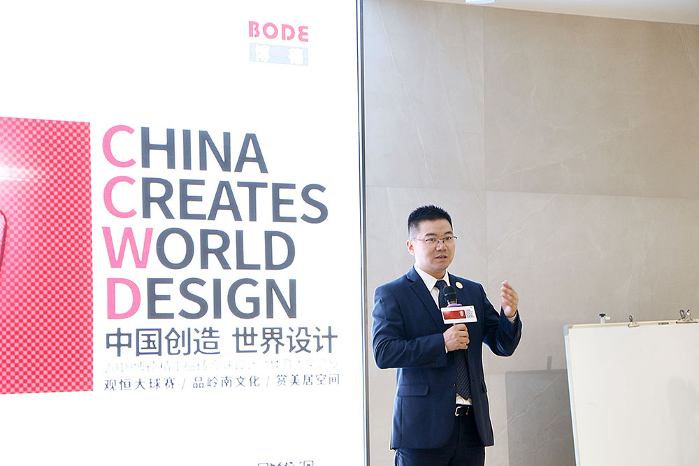 花季传媒APP下载免费观看大全国内营销中心总经理秦海胜